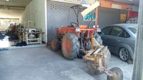 รถไถ คูโบต้า 34 แรงผาน 5 ขายแค่ 170,000 บาท