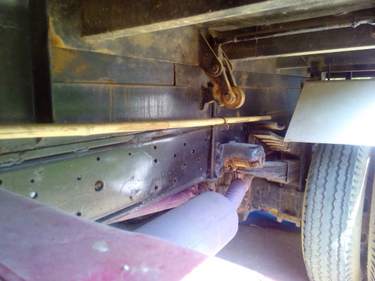 รถดั้มประกอปไหม่เครื่อง6BG1  175 แรง เบรคจิ๊ฟฟี่พวงมาลัยpower เอกสารครบยังไม่ยื่นเขียนแบบครับ