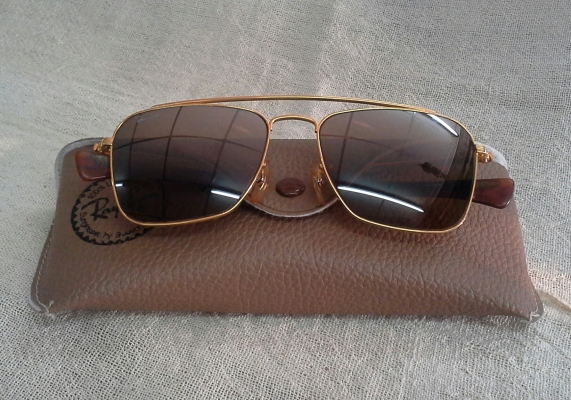แว่นตาซุปตาร์ตัวจริง (ตัวท็อป) B&amp;L RAY-BAN CARAVAN USA