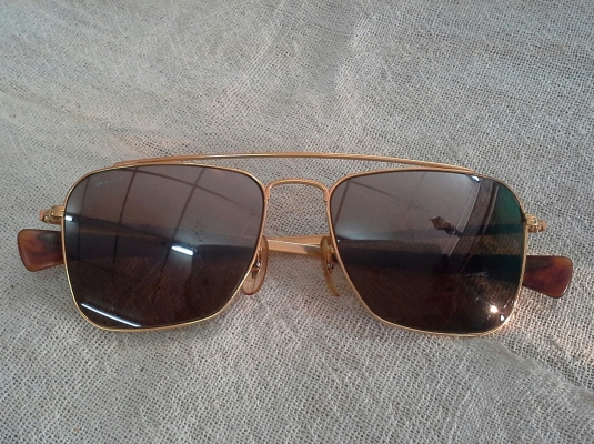 แว่นตาซุปตาร์ตัวจริง (ตัวท็อป) B&amp;L RAY-BAN CARAVAN USA