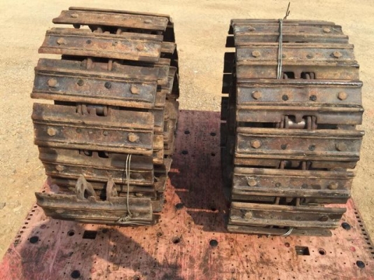 ขายแทรคเหล็ก ใช้กับ รถขุด KOBELCO SK20/25/30/35 นำเข้าจากญี่ปุ่น ติดต่อ 081-2990958/089-8368497 (เจ้าของขายเอง)