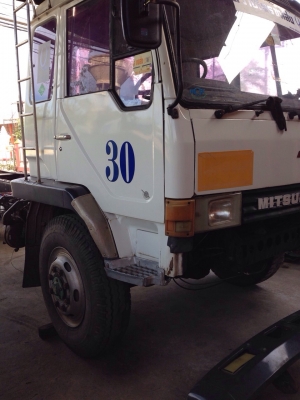 ต้องการขายรถหัวคัซซี mitsubishi terbo 527 MTF3656