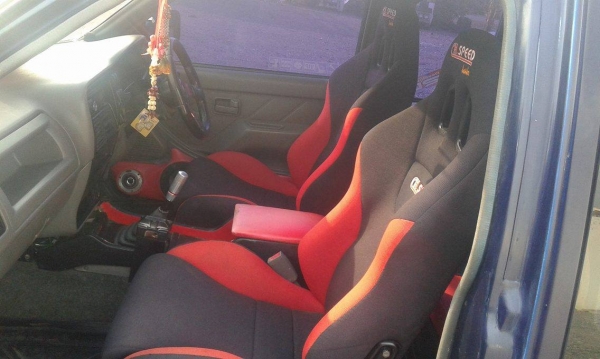 ขายอีซูซุ ดราก้อน เครื่อง 2.5 เทอร์โบ แต่งหล่อๆ สภาพพร้อมใช้