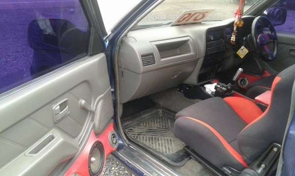 ขายอีซูซุ ดราก้อน เครื่อง 2.5 เทอร์โบ แต่งหล่อๆ สภาพพร้อมใช้