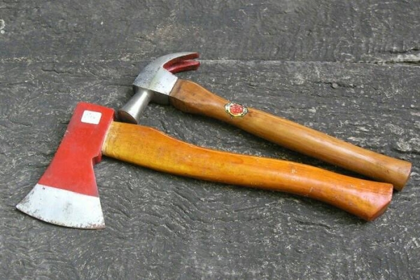 ขายค้อนตราเพชรงานเก่าเก็บ