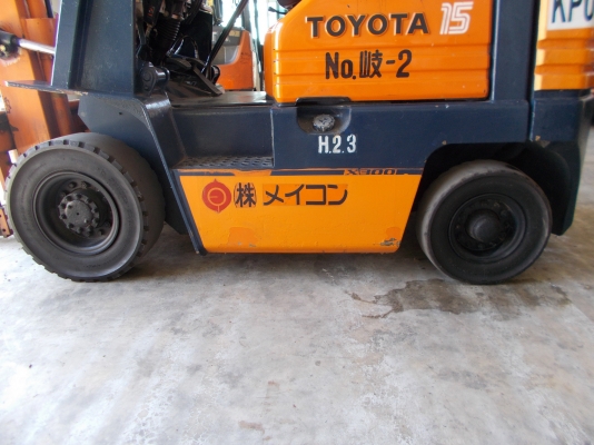 ขายFORKLIFT-TOYOTA-5FG15 1.5ตัน