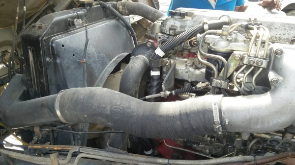 ขายสิบล้อเมก้า 260  ดั๊ม 2 เพลา  ปี 47  ยางดี คัทซีสวย