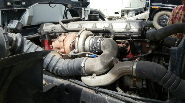 ขายสิบล้อเมก้า 260  ดั๊ม 2 เพลา  ปี 47  ยางดี คัทซีสวย