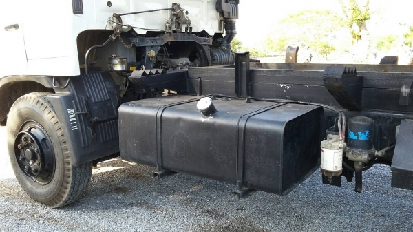 ขายสิบล้อเมก้า 260  ดั๊ม 2 เพลา  ปี 47  ยางดี คัทซีสวย