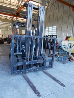 FORKLIFT-NISSAN  LP02  2 ตัน