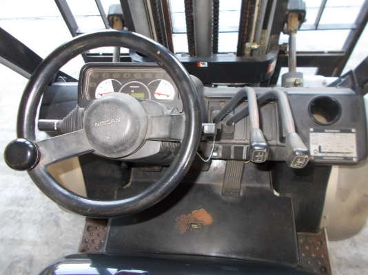 FORKLIFT-NISSAN  LP02  2 ตัน