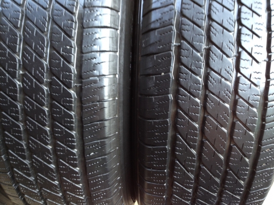 ยางMICHELIN  265 65R17 ลงพื้นปลายปี2014สภาพสวยมากๆ อกเยอะมากๆไม่มีปะ