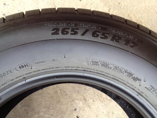 ยางMICHELIN  265 65R17 ลงพื้นปลายปี2014สภาพสวยมากๆ อกเยอะมากๆไม่มีปะ