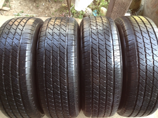 ยางMICHELIN  265 65R17 ลงพื้นปลายปี2014สภาพสวยมากๆ อกเยอะมากๆไม่มีปะ