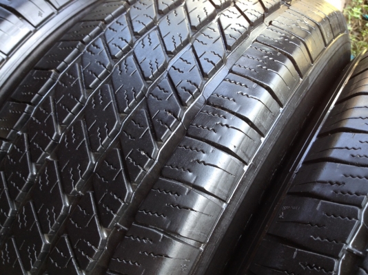 ยางMICHELIN  265 65R17 ลงพื้นปลายปี2014สภาพสวยมากๆ อกเยอะมากๆไม่มีปะ