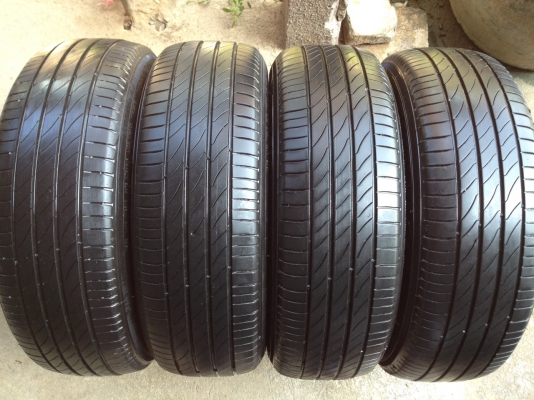 ยาง มิชลิน195 65R15 ลงพื้นปลายปี2014 สภาพสวยดอกเยอะมากๆไม่มีปะ
