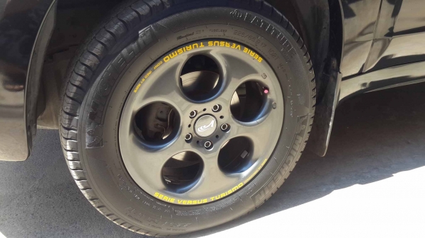 ขาย MAZDA TRIBUTE 2.3 super black SUV ปี 2004 แต่งสวยๆครับ