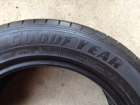 ยางGOODYEAR 205 55R16ลงพื้นปลายปี2014 สภาพสวยมากๆดอกเยอะมากๆไม่มีปะ ยางGOODYEAR 205 55R16ลงพื้นปลายปี2014 สภาพสวยมากๆดอกเยอะมากๆไม่มีปะ