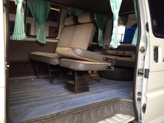 ขายรถตู้ Ford Econovrn 1,800 cc สภาพดี (เบนซิน+LPG) พร้อมใช้ ทะเบียนพร้อมโอน รถอยู่เชียงใหม่ สนใจติดต่อ 099-5653199