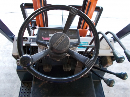 FORKLIFT-TOYOTA รุ่น5FGL10 1ตัน