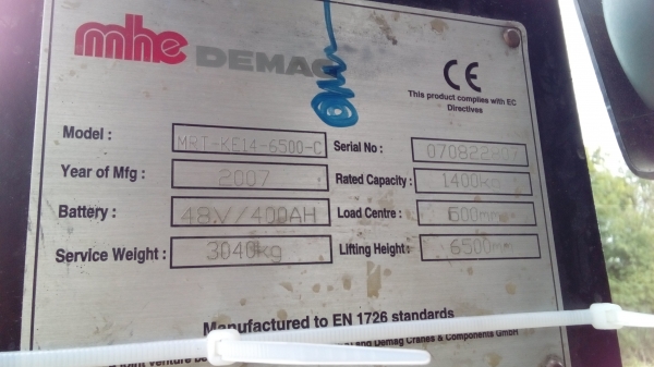 โฟล์คลิฟต์ไฟฟ้า ยก1.4T เสาสูง6.5m