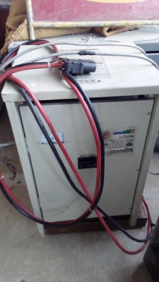 โฟล์คลิฟต์ไฟฟ้า ยก1.4T เสาสูง6.5m