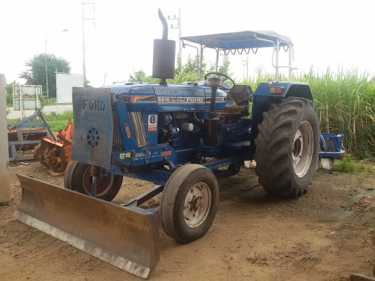 ขายรถไถฟอร์ด6600 เครื่องสี่สูบเสื่อลาย  สวยๆเดิมๆ พร้อมไช้งาน  ขายใน 385000บาท  รถอยู่วังบัว คลองขลุง กำแพงเพชร    สนใจสอบุถามได้ที่081 3655997 อำพร  พาเจริญ  ราคาต่อรองได้อีกนะครับ