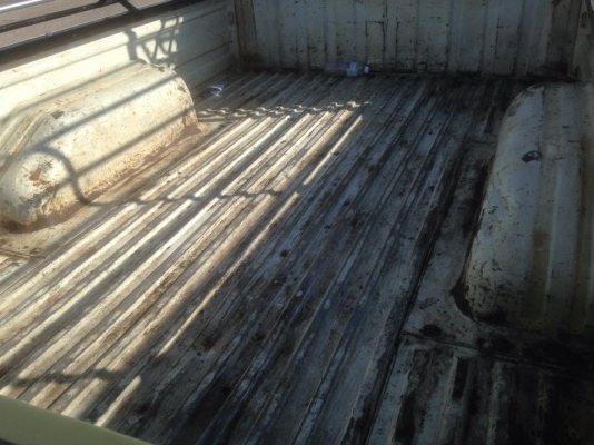 ขายครับTFR90. ปี40 หัวเดียว สีขาว.  เครื่องดี. คัสชีสวยตลอดเส้น คานน้ามีเผด. ภายในสวยมาก กะบะสวยลอนสวย. คอกเหล็กลงเล่มแล้วเรียบร้อย. ยางดี4เส้น เอกสารพร้อมโอน ราคา  75000. ต่อรองได้ครับ สนใจ0930693225