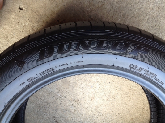 ยางDUNLOP 205 55R16ปี2014สวยถูกคุ้ม ยางDUNLOP 205 55R16ปี2014สวยถูกคุ้ม