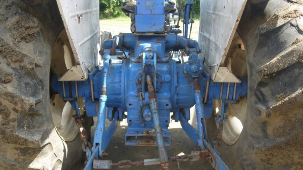 ฟอร์ด 6610 สวยๆครับ ราคาเบาๆ 290000