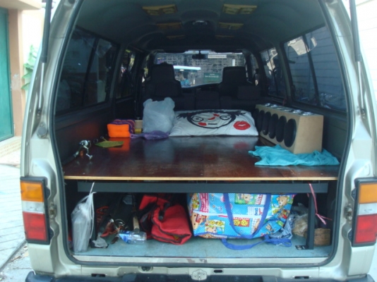 รถตู้พร้อมๆ