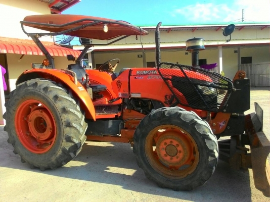 ขายรถไถ KUBOTA M 7040 สภาพดีเดิมๆพร้อมใช้งาน อุปกรณ์ครบ 2 ชิ้นมีพร้อมดันหน้า และผานพรวนCMT ขายรถไถ KUBOTA M 7040 สภาพดีเดิมๆพร้อมใช้งาน อุปกรณ์ครบ 2 ชิ้นมีพร้อมดันหน้า และผานพรวนCMT
