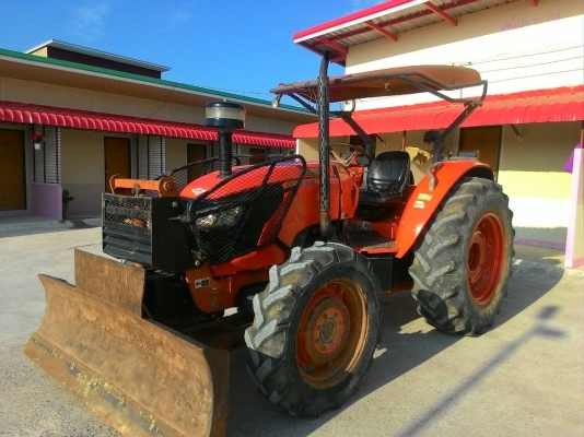 ขายรถไถ KUBOTA M 7040 สภาพดีเดิมๆพร้อมใช้งาน อุปกรณ์ครบ 2 ชิ้นมีพร้อมดันหน้า และผานพรวนCMT ขายรถไถ KUBOTA M 7040 สภาพดีเดิมๆพร้อมใช้งาน อุปกรณ์ครบ 2 ชิ้นมีพร้อมดันหน้า และผานพรวนCMT