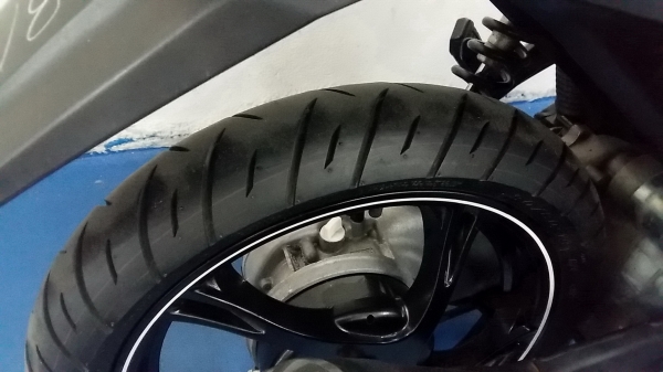 mio125 i MX สีดำ ลายใหม่ล่าสุด ตัวท๊อป ล้อแมกซ์ขอบขาว รถเดือน มิ.ย. ปี 58 ปีนี้เลย ไมล์ 2 พันโลเท่านั้น ฟรีโอน 31900