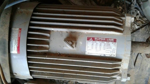 ขายมอเตอร์ SUPER LINE ไฟ3สาย มีขนาด20กับ10แรง สภาพพร้อมใช้งาน สนใจโทร 090-8588220คุณนะ 093-3258446คุณบิว หรือเข้าดูสินค้าอื่นๆได้ที่ www.truck.in.th/498 หรือเพจFacebook ณรงค์ ซื้อขายรถมือสอง (เว็บไซต์ส่วนตัว) หรือFacebook ตลาดรถมือสอง คุณนะ