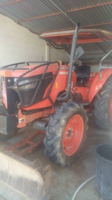 ขายรถไถ KUBOTA M6040 ใช้งาน2&times;&times;&times;ชม. อุปกรณ์ ดันหน้า-ผานหลัง สภาพพร้อมใช้งาน เอกสารพร้อมโอน สนใจโทร 090-8588220คุณนะ 093-3258446คุณบิว หรือเข้าดูสินค้าอื่นๆได้ที่ www.truck.in.th/498 หรือเพจFacebook ณรงค์ ซื้อขายรถมือสอง (เว็บไซต์ส่วนตัว)