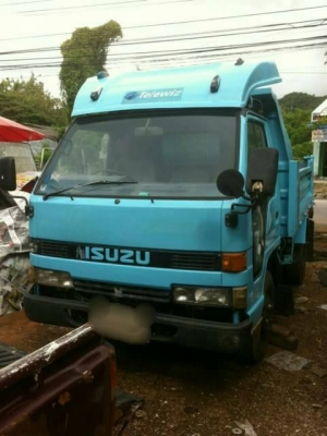 6  ล้อดั้มอีซูสุ    NKR    88  แรงม้า ปี37  เล่มพร้อม...พร้อมใช้งาน..