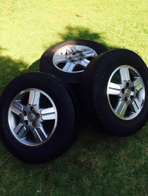 ขายยางพร้อมแม็ก michelin 215/70/15