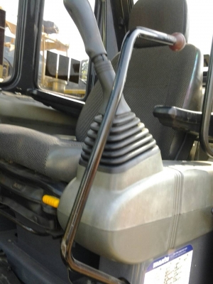 ขายแม็คโคร KOMATSU PC120-6 สภาพเก่านอก เครื่องปั้มดีเยี่ยม โซ่ช่วงล่างสวย ไฟฟ้าครบ  รถใช้งาน 4XXXกว่าชั่วโมงครับ เอกสารใบอินวอยซ์