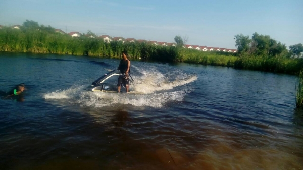 คาวา 550 เครื่องหรีด เรือพร้อมขับ 24,000