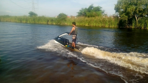 คาวา 550 เครื่องหรีด เรือพร้อมขับ 24,000