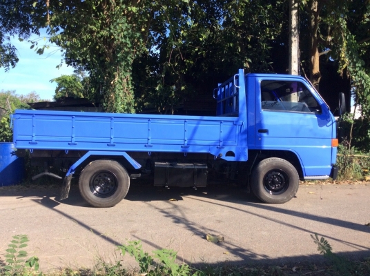 4ล้อISUZU NKR 88 แรง  รถสภาพดี พร้อมใช้ เครื่องดี ชัชชีสวย กระจกไฟฟ้า แอร์พร้อม ขาย250,000 บาท ศุภากร 081-1903107 - 081-4252943