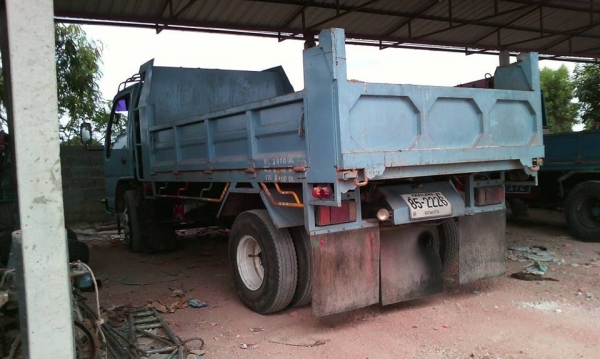 ขายดั้มNPR120แรง เครื่องดีแคชซีสวย สภาพพร้อมใช้งาน เอกสารพร้อมโอน สนใจโทร 090-8588220คุณนะ 093-3258446คุณบิว หรือเข้าดูสินค้าอื่นๆได้ที่ www.truck.in.th/498 หรือเพจFacebook ณรงค์ ซื้อขายรถมือสอง (เว็บไซต์ส่วนตัว) หรือFacebook ตลาดรถมือสอง คุณนะ