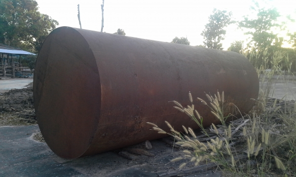 ขายถังน้ำมันมือสอง ความจุ 12,000 ลิตร 35,000 ขายแล้วครับ ขอบคุณเสี่ยระ จาก ร้อยเอ็ด และเสี่ยปื๊ด หนองบุุนนาก ที่ให้การอุปการะ ขอบคุณครับ