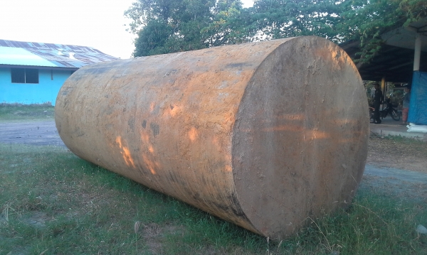 ขายถังน้ำมันมือสอง ความจุ 12,000 ลิตร 35,000 ขายแล้วครับ ขอบคุณเสี่ยระ จาก ร้อยเอ็ด และเสี่ยปื๊ด หนองบุุนนาก ที่ให้การอุปการะ ขอบคุณครับ