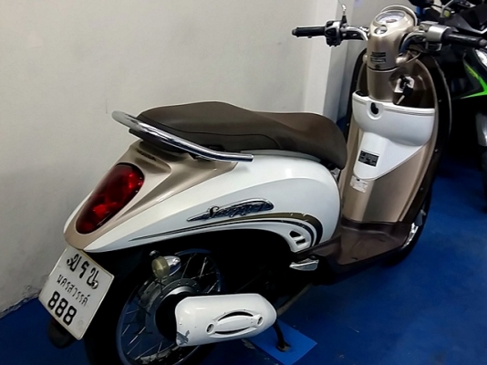 SCOOPY-I สีขาว ทะเบียนสวย เลขตอง 888 นครสวรรค เครื่องเดิมๆ  ฟรีโอน ได้ทะเบียนตอง 888เหมือนเดิม 23900
