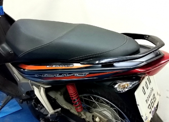 nuovo Elegance สีดำเทา 135 cc. รุ่นนี้ ทน แกร่งเครื่องใหญ่ ขับดี รถเดือน สิงหาคม ปี 55 ไมล์ 1หมื่นโล  แถม 3รายการ  22900