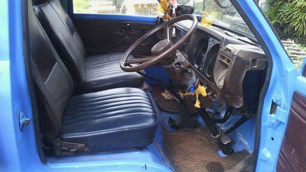 ขายรถ6ล้อ KS110แรง เครื่องดีแคชซีสวย ยางดี สภาพพร้อมใช้งาน เอกสารพร้อมโอน สนใจโทร 090-8588220คุณนะ 093-3258446คุณบิว หรือเข้าดูสินค้าอื่นๆได้ที่ www.truck.in.th/498 หรือเพจFacebook ณรงค์ ซื้อขายรถมือสอง (เว็บไซต์ส่วนตัว) หรือFacebook ตลาดรถมือสอง คุณนะ