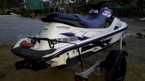 เจ็ทสกี YAMAHA GP1200 นัดลองได้นะครับ หรือใครเอาของมาแลกเสนอมาครับ