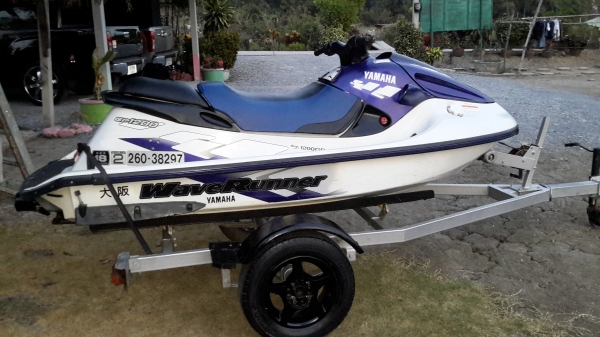 เจ็ทสกี YAMAHA GP1200 นัดลองได้นะครับ หรือใครเอาของมาแลกเสนอมาครับ